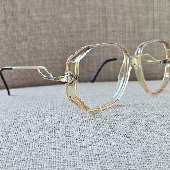 Vintage Eyeglasses Frame Tan Clear/Gold Tone Glasses Frame 52[]15 135 Eye Wear - Picture 2 of 11